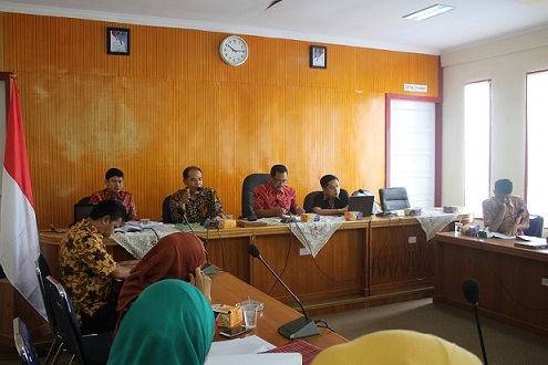 26Rapat FGD II Forum Data Tahun 2018.JPG